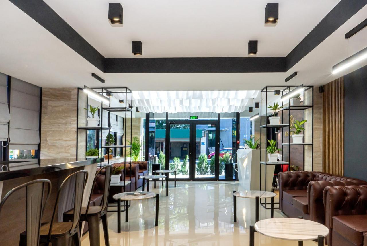 Bg Palace Hotel 第比利斯 外观 照片